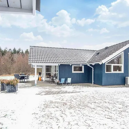6 Person In Toftlund-by Traum * Toftlund